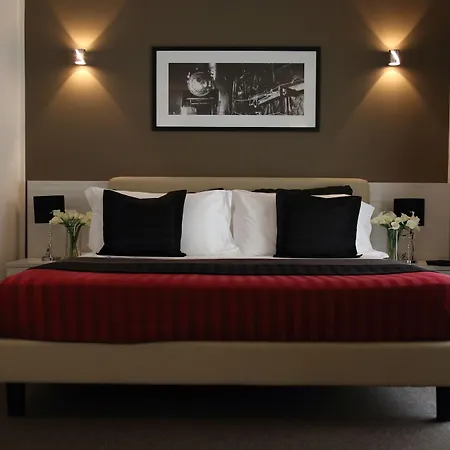 Stelle The Businest 4* Naples