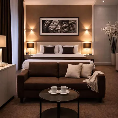 Hotel Stelle The Businest