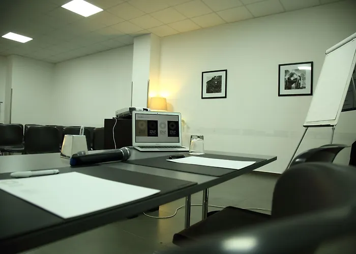 Stelle The Businest Ξενοδοχείο Νάπολη