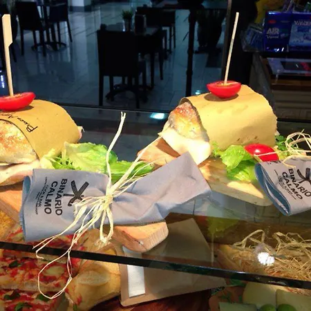 Ξενοδοχείο Stelle The Businest 4*